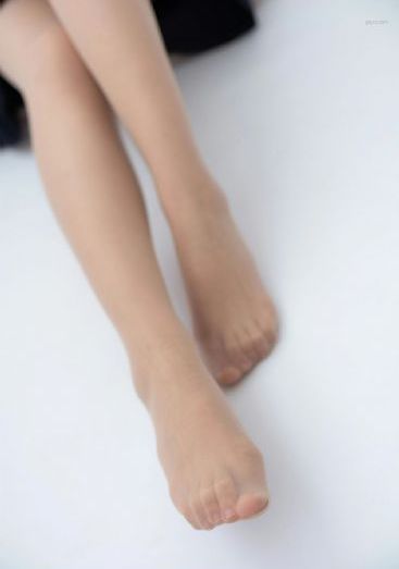美女把双腿张开让人桶_1080在线视频观看
