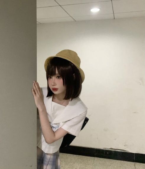 亚洲AV第八页在线_BD韩语高清完整版播放