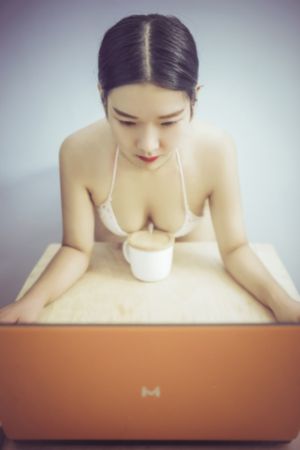 欧美乱妇come_高清完整版BD