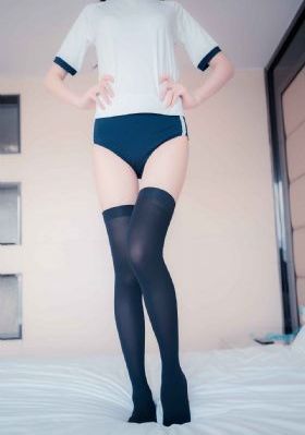 与漂亮老师做爰8_BD国语BD在线观看