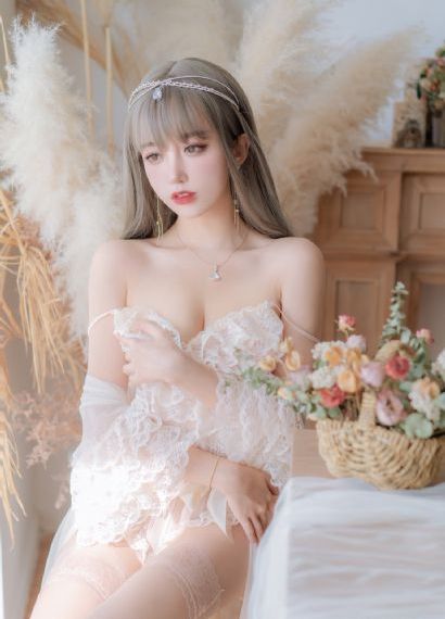 一边吃奶一边做边爱的歌曲_1080P迅雷电影在线