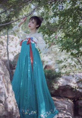 三国演义完整版在线观看_720手机在线观看