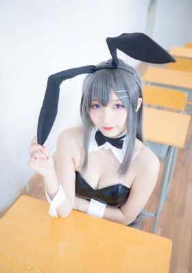 被窝里的公憩剧情介绍_BDHD在线观看